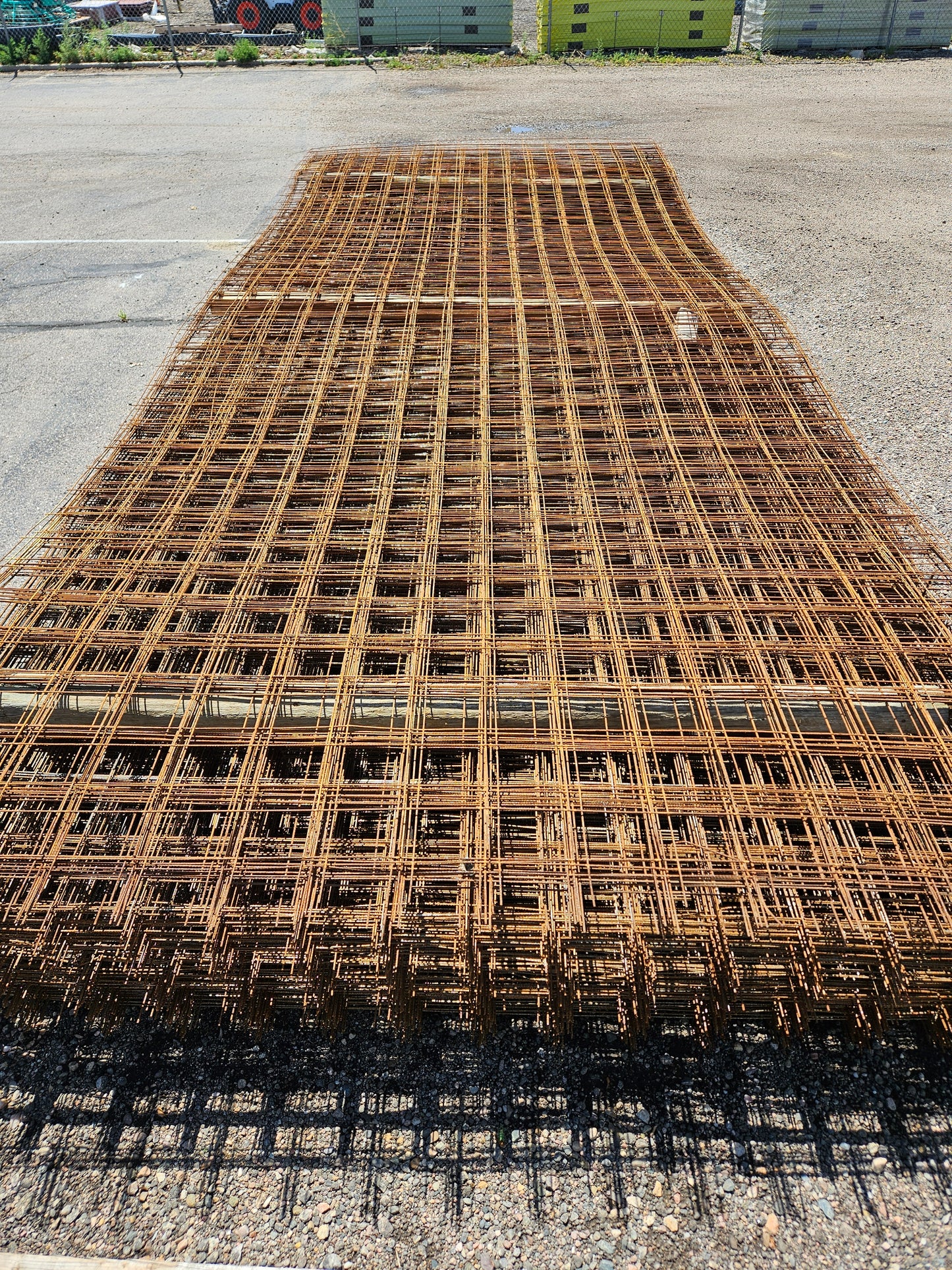 8ga Wire Mesh Sheet, 8'x20' (75/bundle)